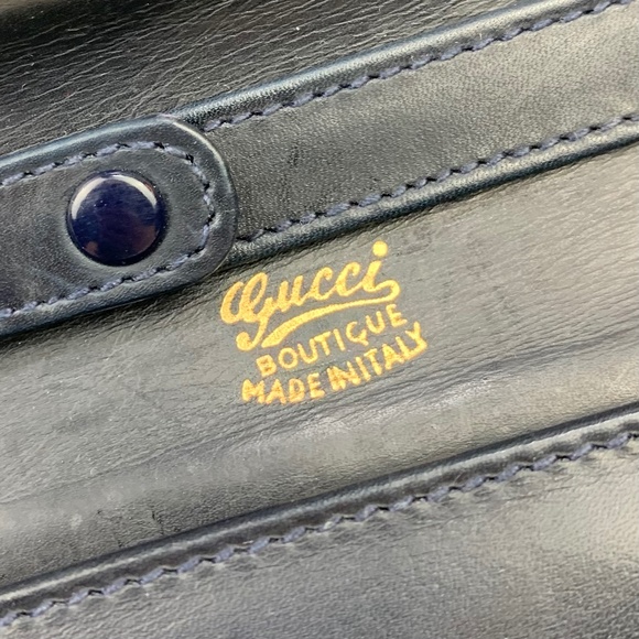 GUCCI Vintage Leather Shoulder Bag - Picture 12 of 12